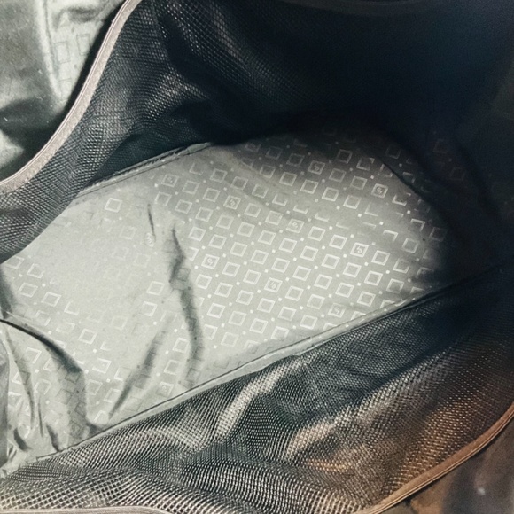 Vera Bradley Medium Travel Bag Suitcase Penguins Intarsia Blue Spring Break - Picture 4 of 5